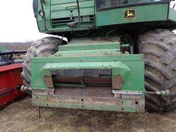 John Deere 6620 Combine