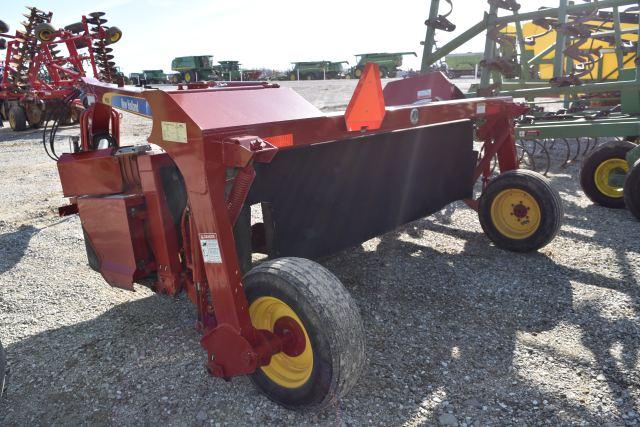 New Holland H6830 Disc Mower, 2013