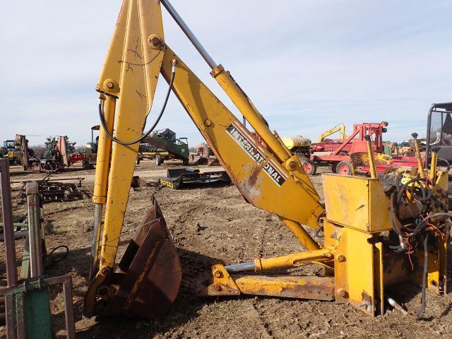 International 3130 Backhoe