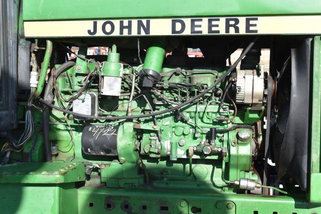 John Deere 4850 Tractor