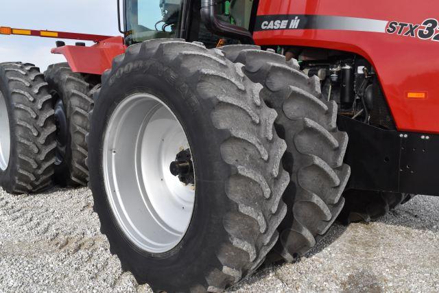 Case IH 325STX, 2004