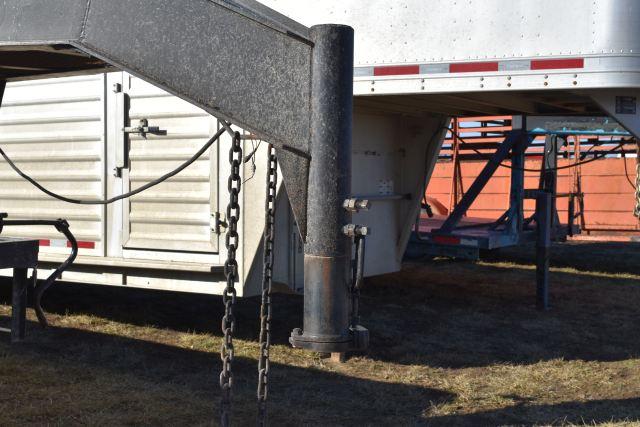 2000 Trailerman Gooseneck Trailer