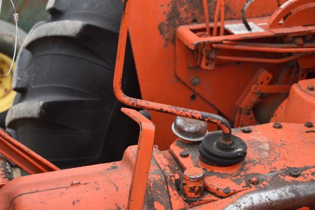 Allis Chalmers 175 Tractor