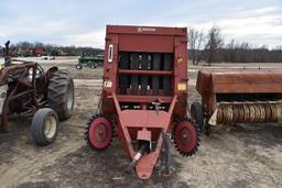 Hesston 530 Round Baler