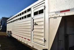 2016 Featherlite Livestock Trailer