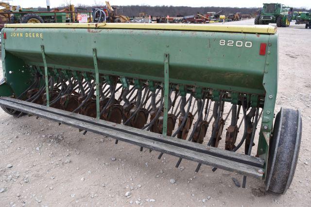 John Deere 8200 Drill Grass Seed