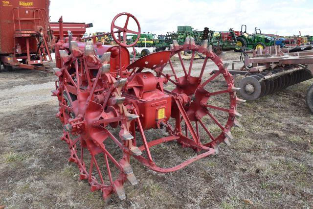 Farmall F14 Steel Wheel Tractor