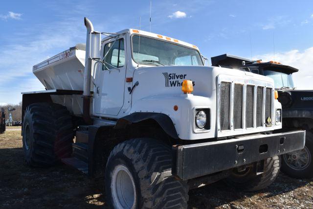 1996 International Silver Wheel Lime Truck