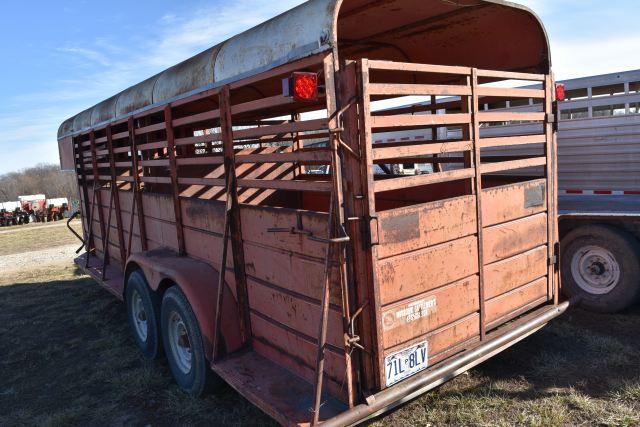 1979 Delta Livestock Trailer