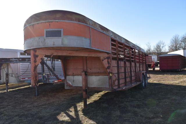 1979 Delta Livestock Trailer