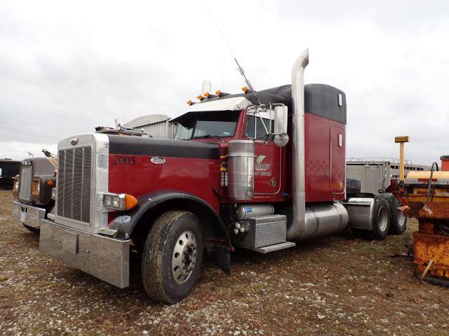 2000 Peterbilt 379 Semi