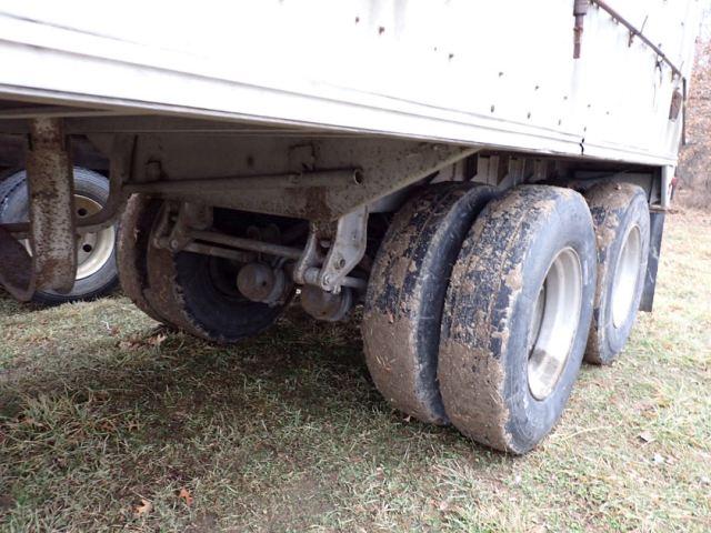 Wilson Bottom Grain Trailer