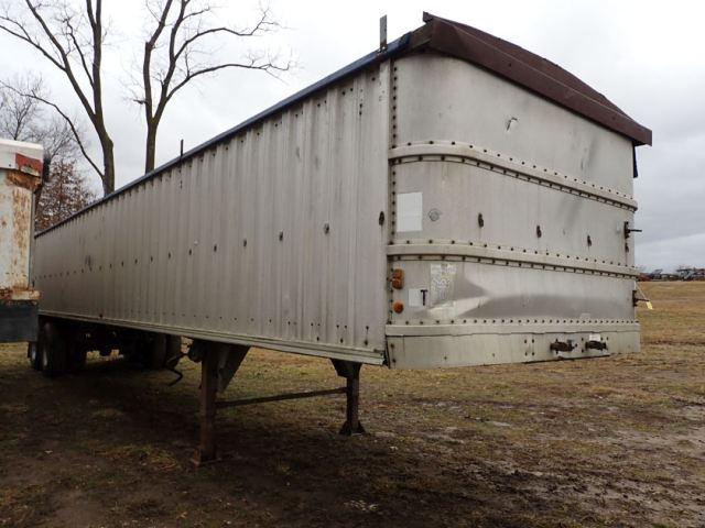 Wilson Bottom Grain Trailer