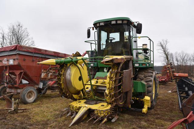 John Deere Corn Chopper, 2003