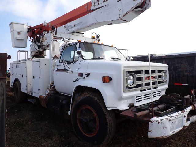 1988 GMC Truck w/ Bucket