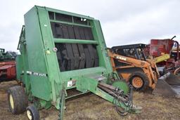 John Deere 535 Baler