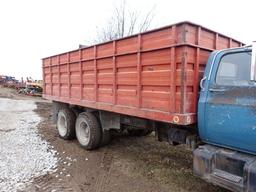 1979 GMC 7000 Grain Truck