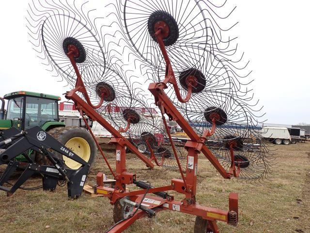 H&S V-10 Wheel Hay Rake