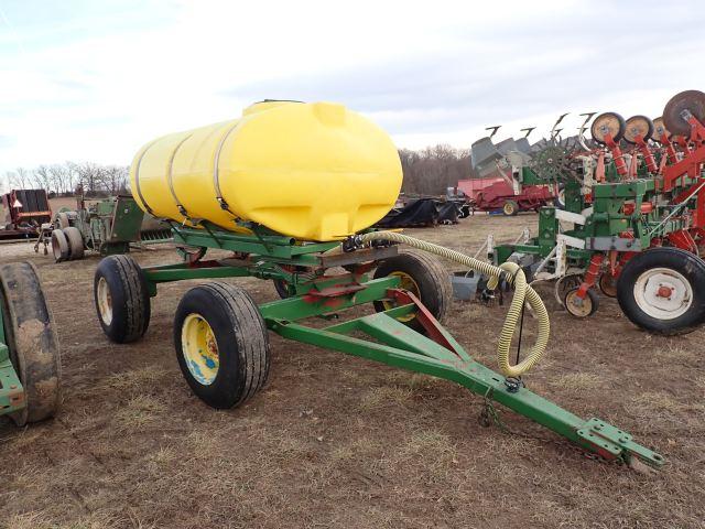 500 Gallon Poly Tank on Running Gear