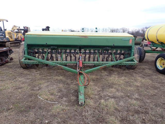 John Deere 8300 Drill