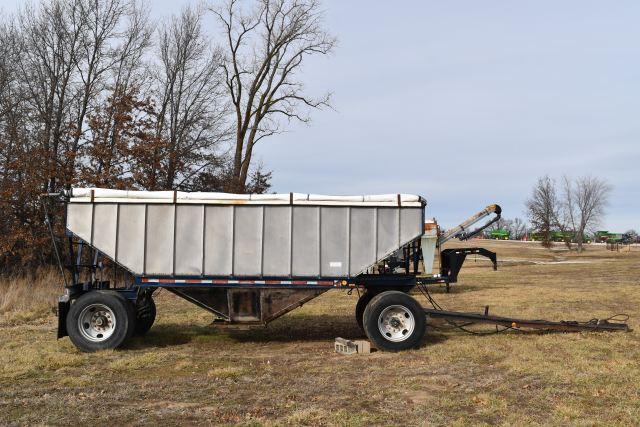 1974 Titan Hopper Bottom Pup Trailer