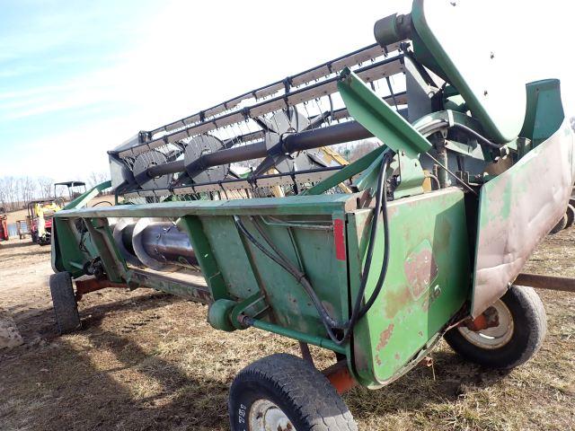 John Deere 216 Grain Platform