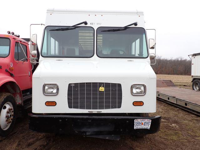 2020 Freightliner MT45 Chassis Truck