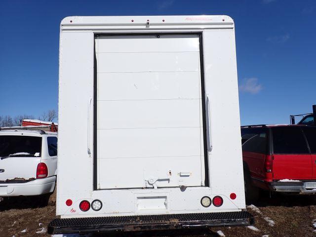 2014 Freightliner MT45 Chassis Truck