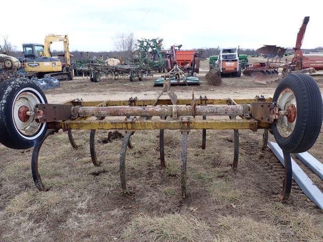 Landoll Chisel Plow