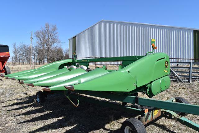 John Deere 606C Corn Head, 2011