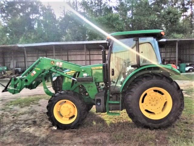 2017 John Deere 5100E diesel tractor