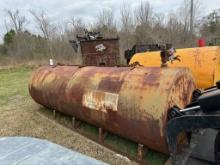 1000-gallon fuel tank with pump