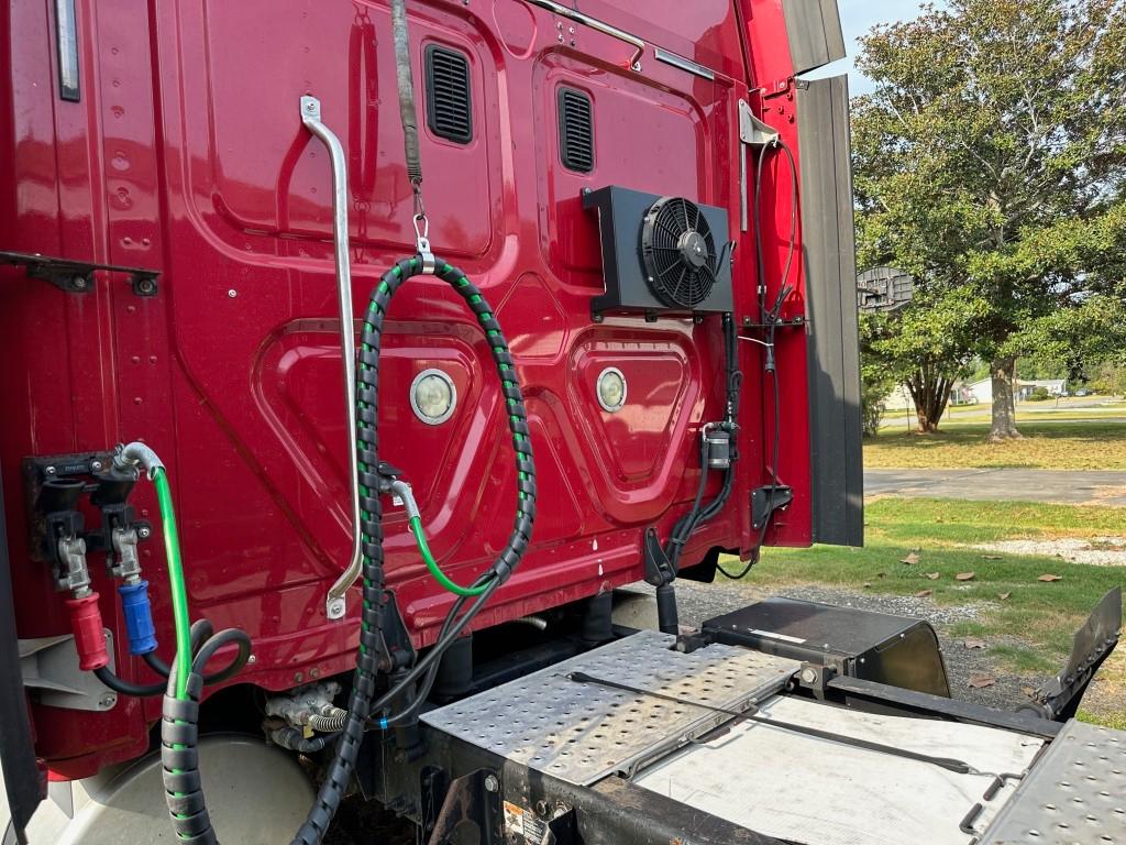 2014 Freightliner Model CA125SLP Tandem Axle Truck