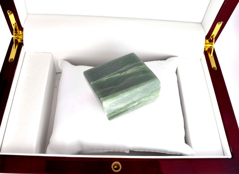 APP: 8.6k 718.50CT Rectangle Cut Cabochon Green Jade Gemstone