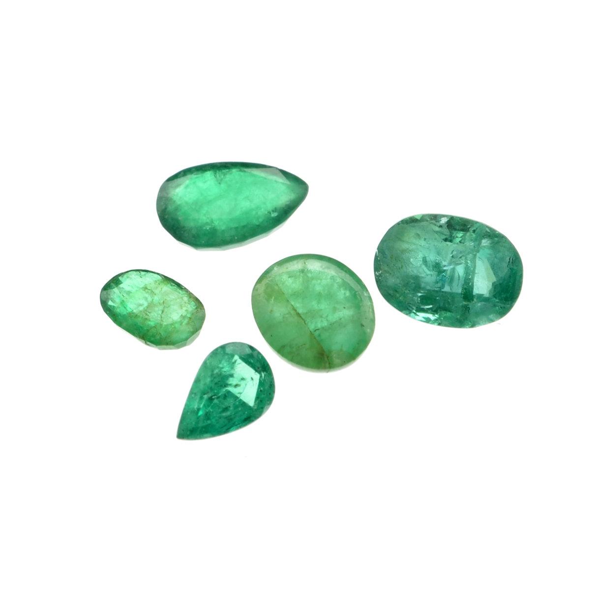 APP: 5k 5.05CT Multi Shape Emerald Parcel