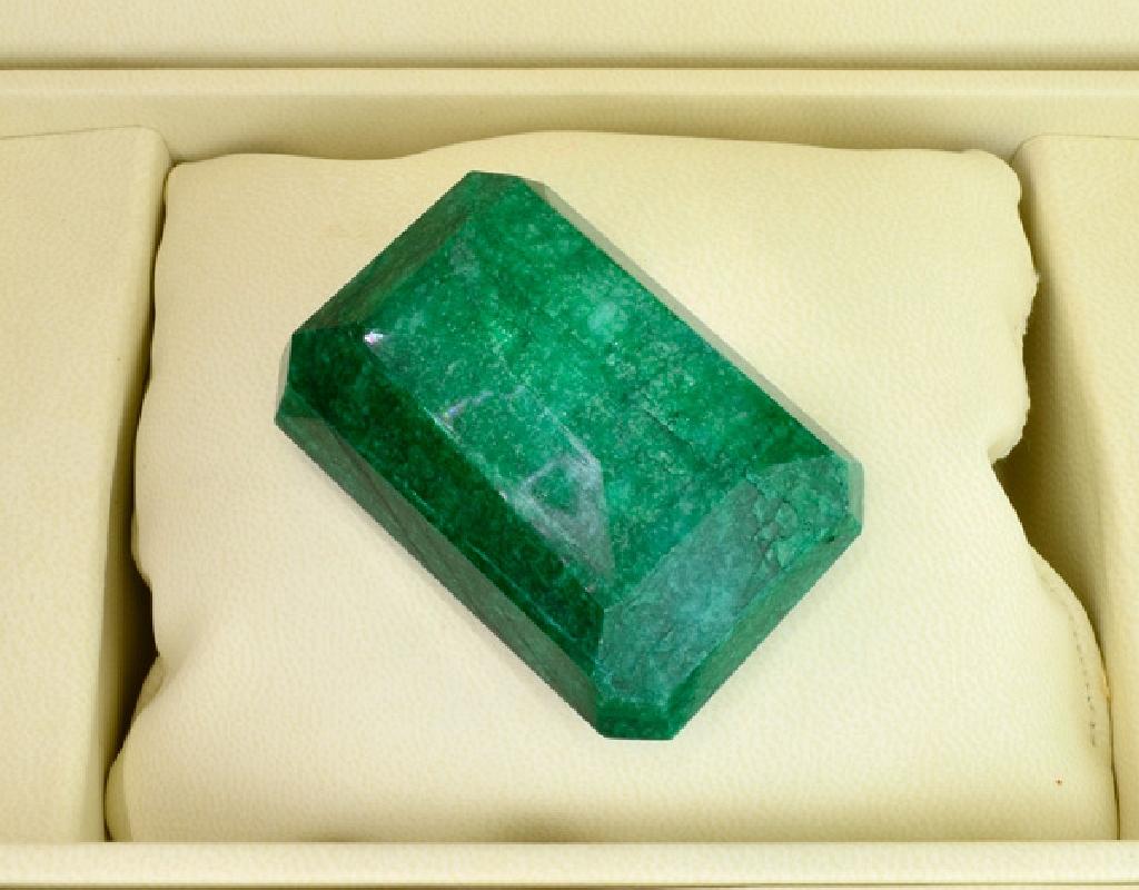 403.15CT Emerald Gemstone