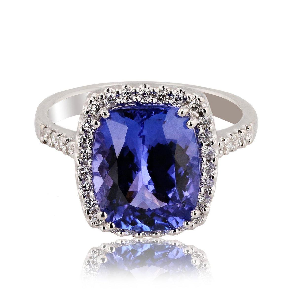 APP: 11.8k 4.39ct Tanzanite and 0.29ctw Diamond 18K White Gold Ring (Vault_R15_38375)