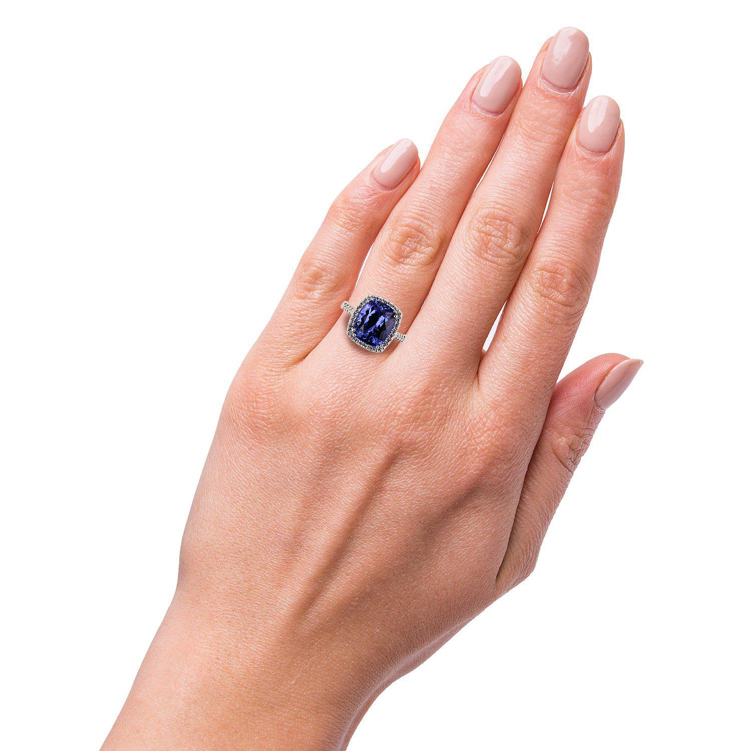 APP: 11.8k 4.39ct Tanzanite and 0.29ctw Diamond 18K White Gold Ring (Vault_R15_38375)