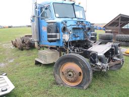 1992 Peterbilt Truck - Salvage