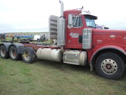 2000 Peterbilt 379 Day Cab