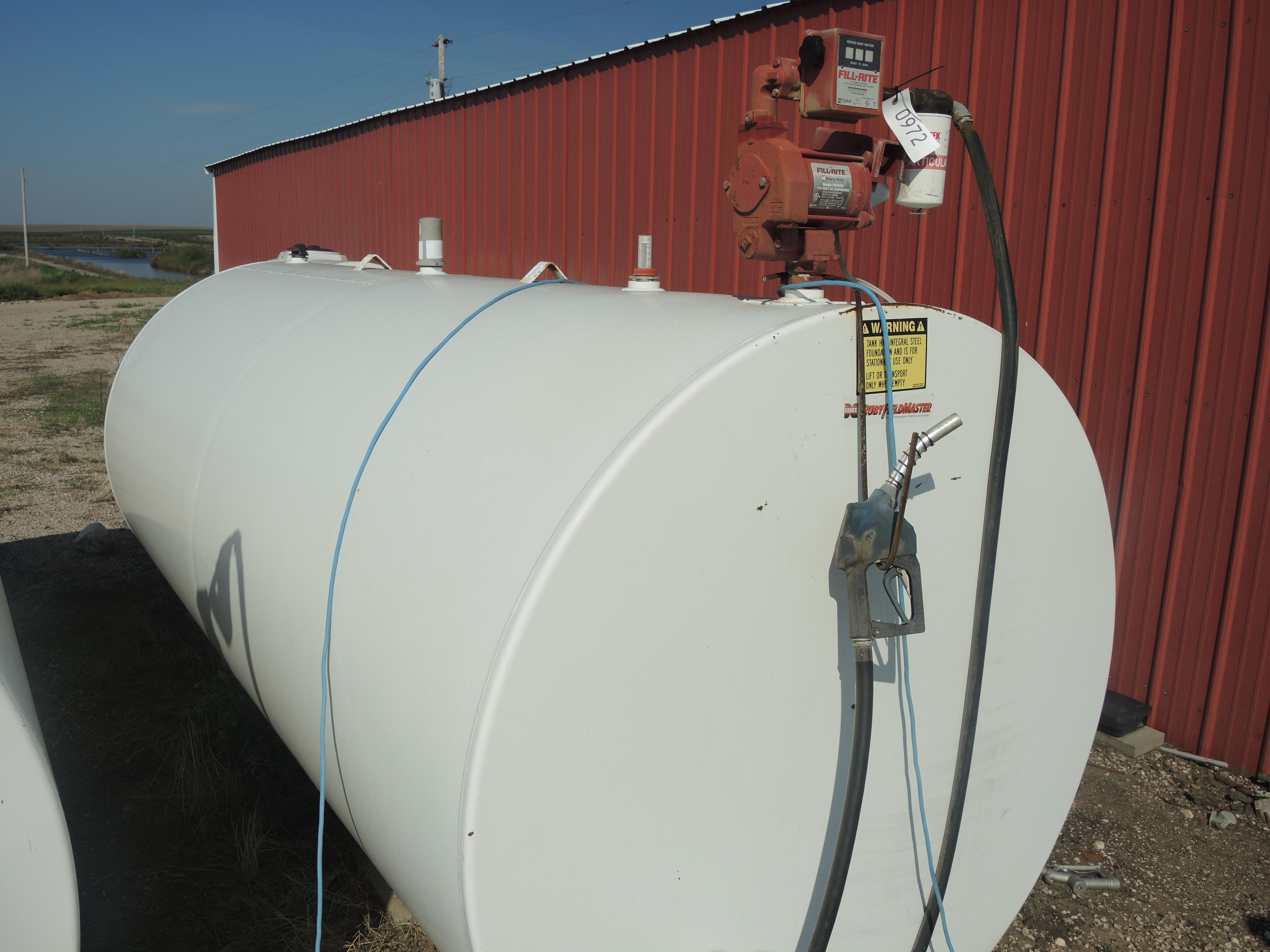 2000 Gal Fuel Tank w/Electric Pump