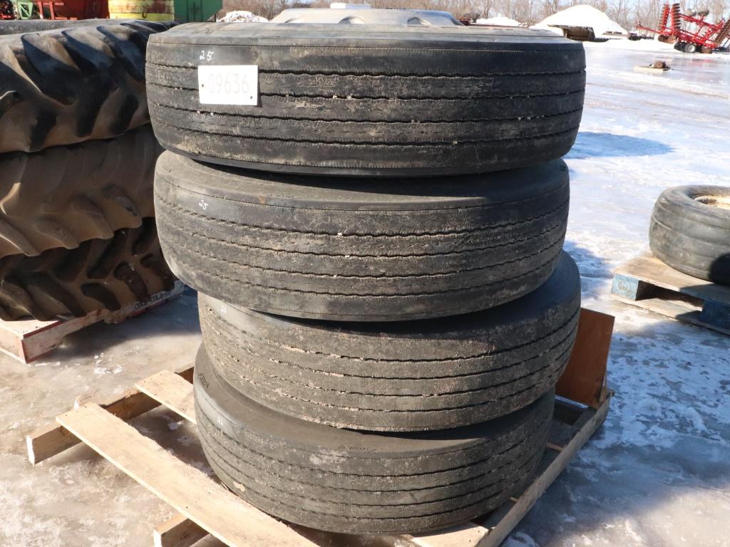 Michelin 275/80R22.5 Steer Tires #