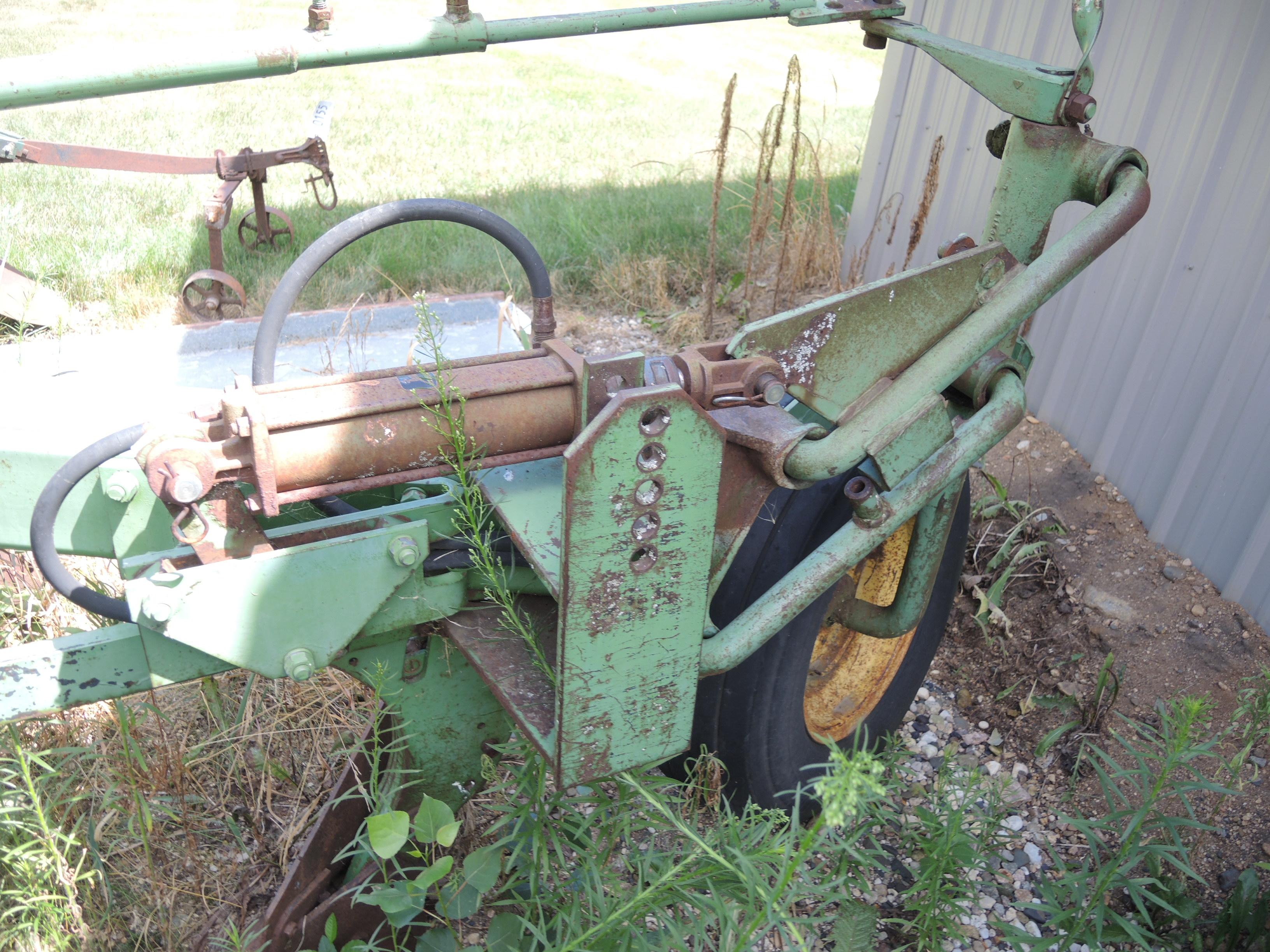 JD 1350 6B Plow w/ Coulters, #12500