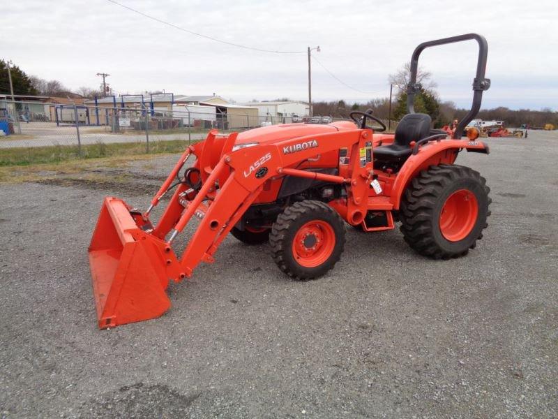 Kubota L3901 with Loader SN 62996