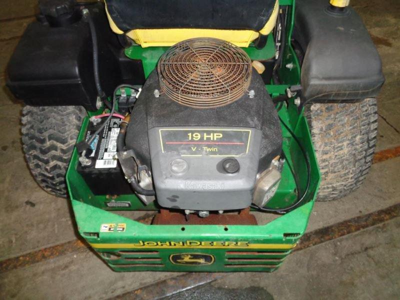 John Deere 717A