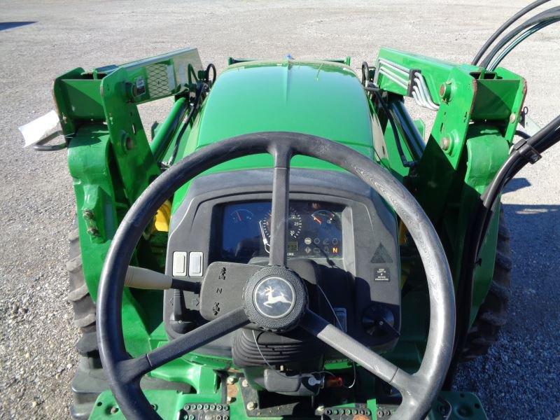 John Deere 5065M with Loader SN LV5065M160148