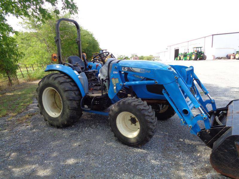 LS XR4046 with loader SN 2229010634