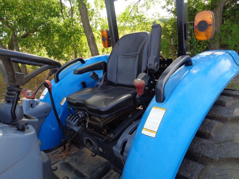 LS XR4046 with loader SN 2229010634