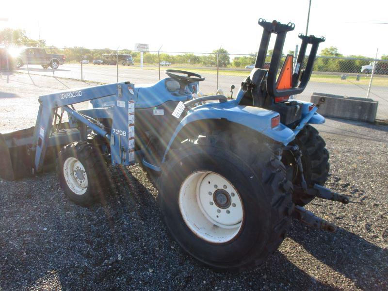 New Holland TC29D with Loader SN G024769