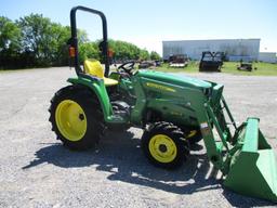 John Deere 3032E with Loader SN 1LV3032EHFH711961